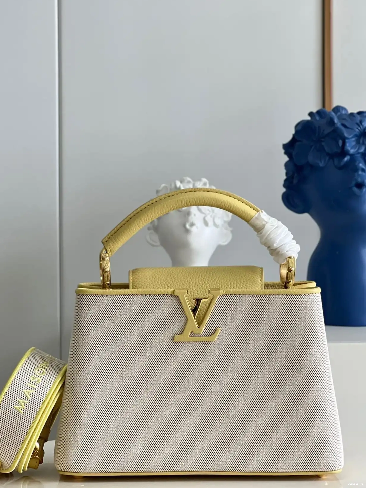 WIS VUITTON BB LOUIS CAPUCINES 0323